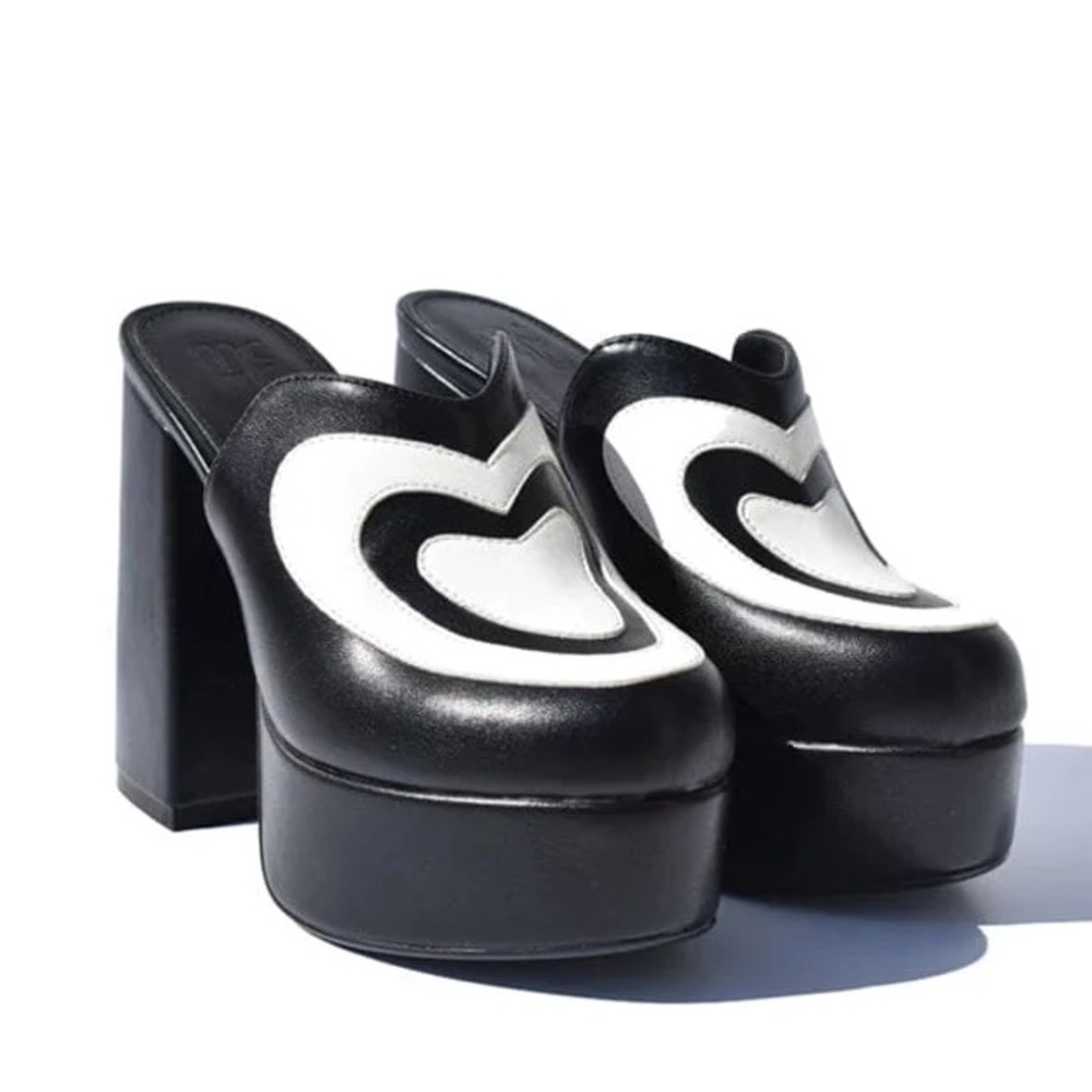 Venus Heels